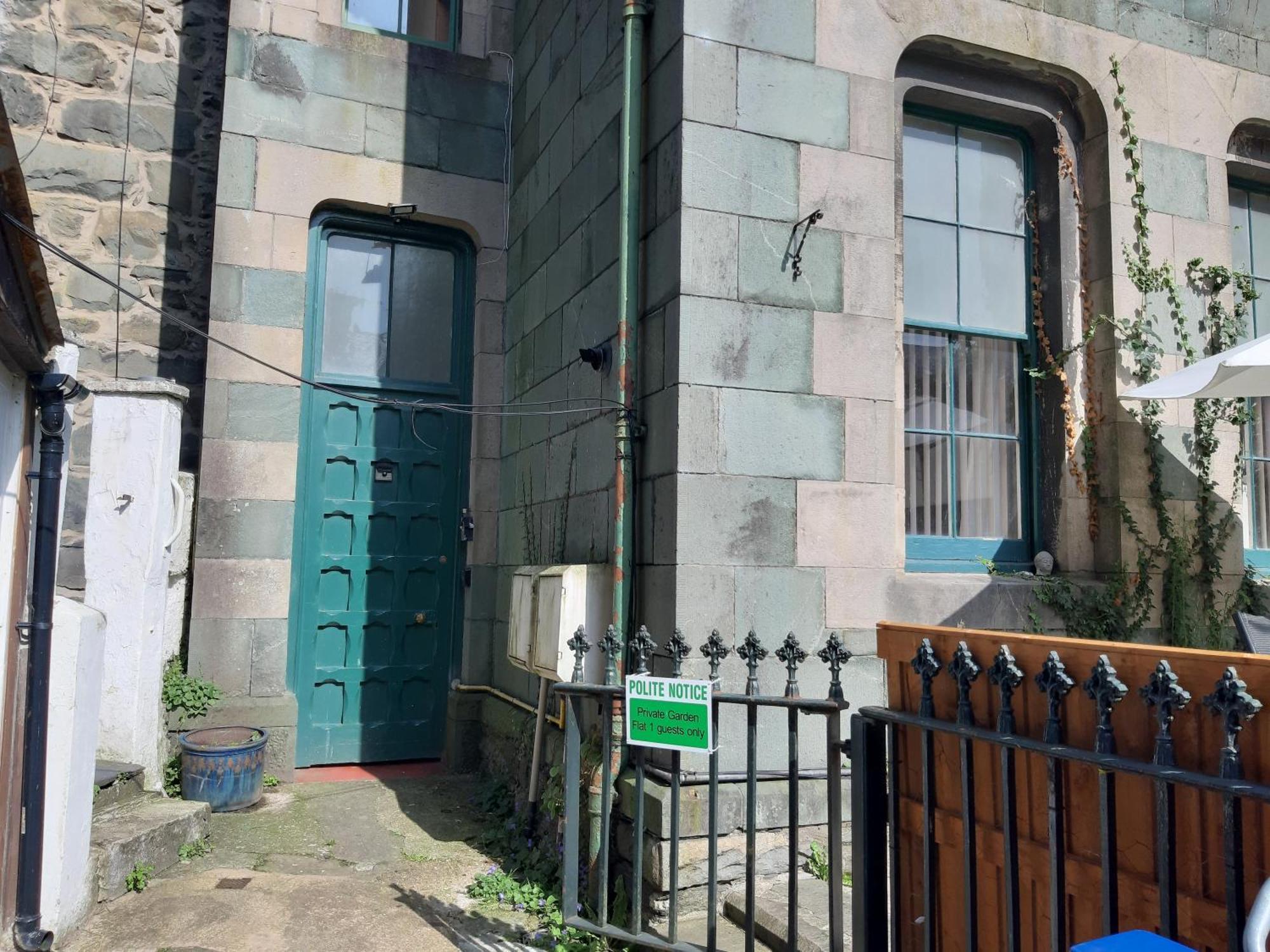 Ground Floor Barmouth Centre Apartment With Garden Extérieur photo
